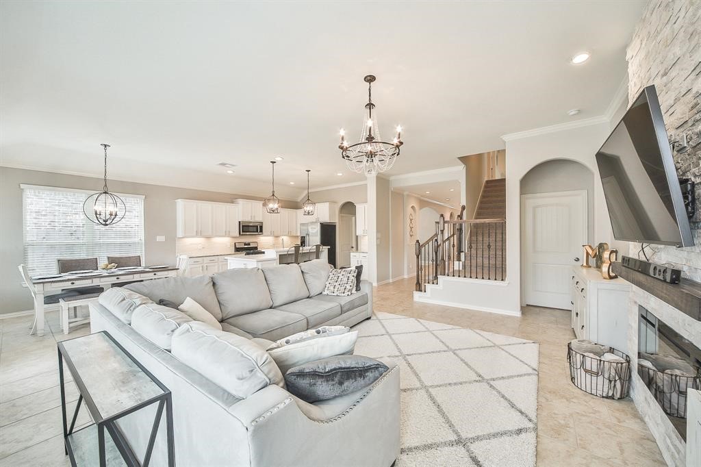 8510 Brinklow Point Drive Cypress, TX 77433 - Photo 7 of 46