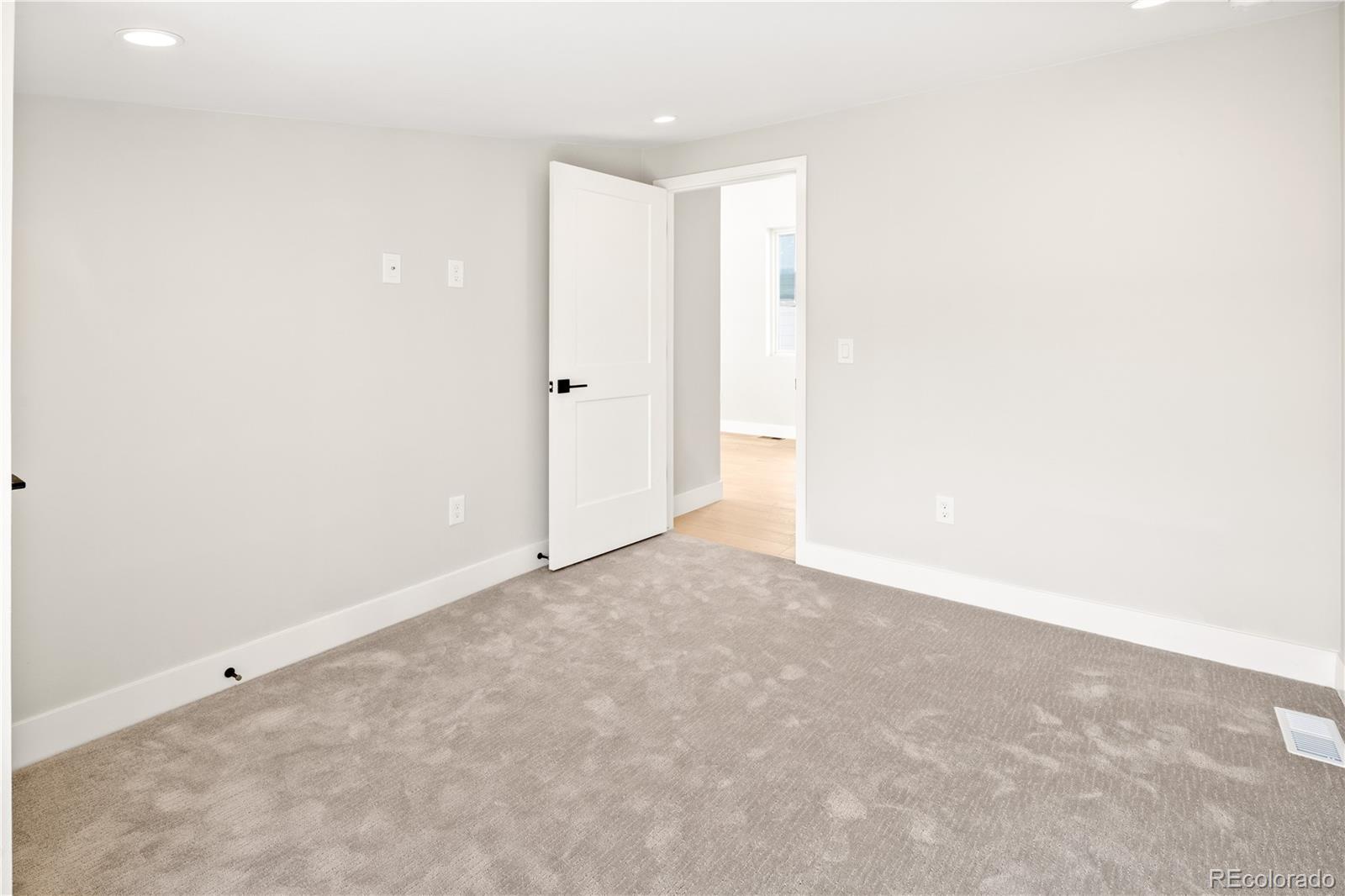 1465 Locust Street Denver, CO 80220 - Photo 25 of 31