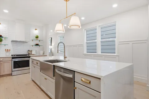 $749,900 | 624 Benton Avenue, Unit A, Nashville, TN 37204