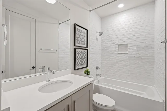 $770,000 | 624 Benton Avenue, Unit A, Nashville, TN 37204