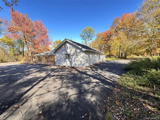 $499,000 | 525 Plattekill Ardonia Road, Wallkill, NY 12589