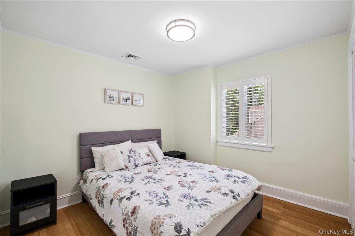 1187 Post Road Scarsdale, NY 10583 - Photo 10 of 22