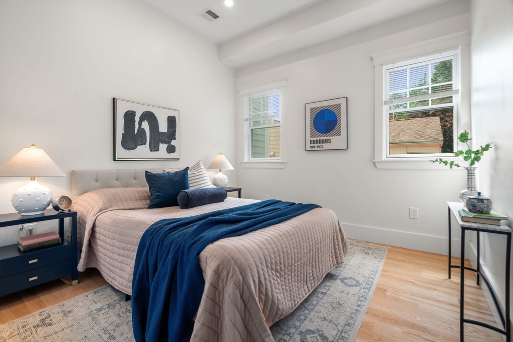 57-59 Highland Road, Unit 59 Brookline, MA 02445 - Photo 17 of 29