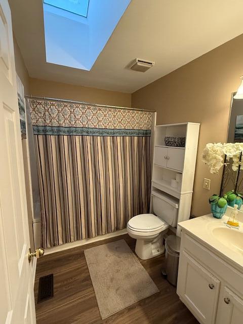 1053 River Bend Road Frankfort, KY 40601 - Photo 25 of 31 Bathroom 2