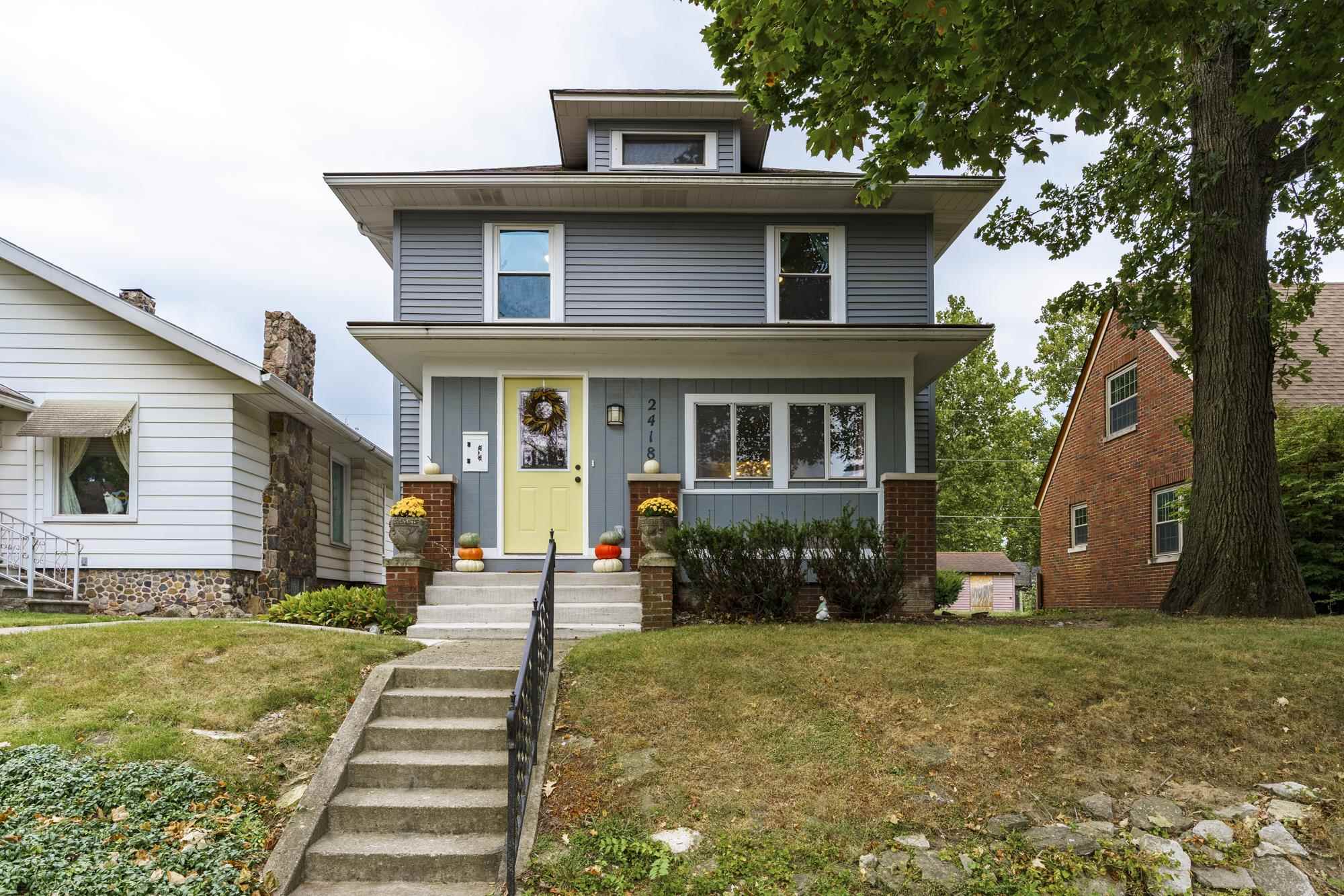 2418 Terrace Road Fort Wayne, IN 46805 - Photo 2 of 35