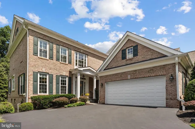 $849,000 | 121 Camelot Lane, Newtown Square, PA 19073