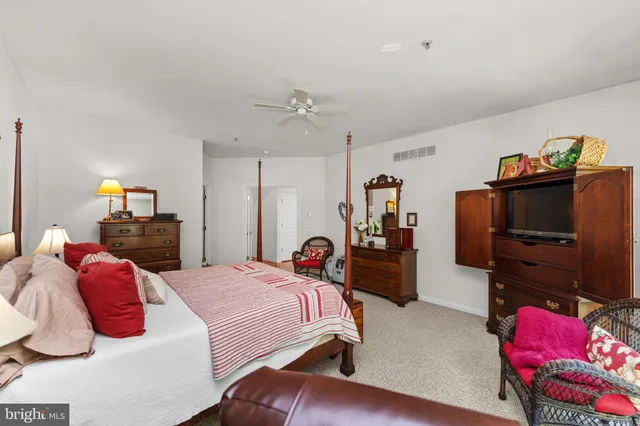 $849,000 | 121 Camelot Lane, Newtown Square, PA 19073