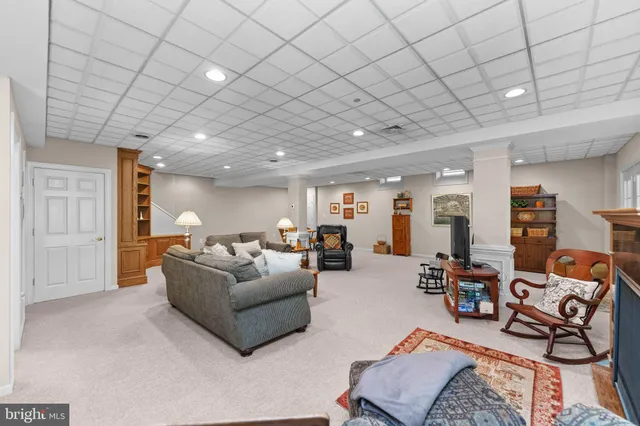 $849,000 | 121 Camelot Lane, Newtown Square, PA 19073