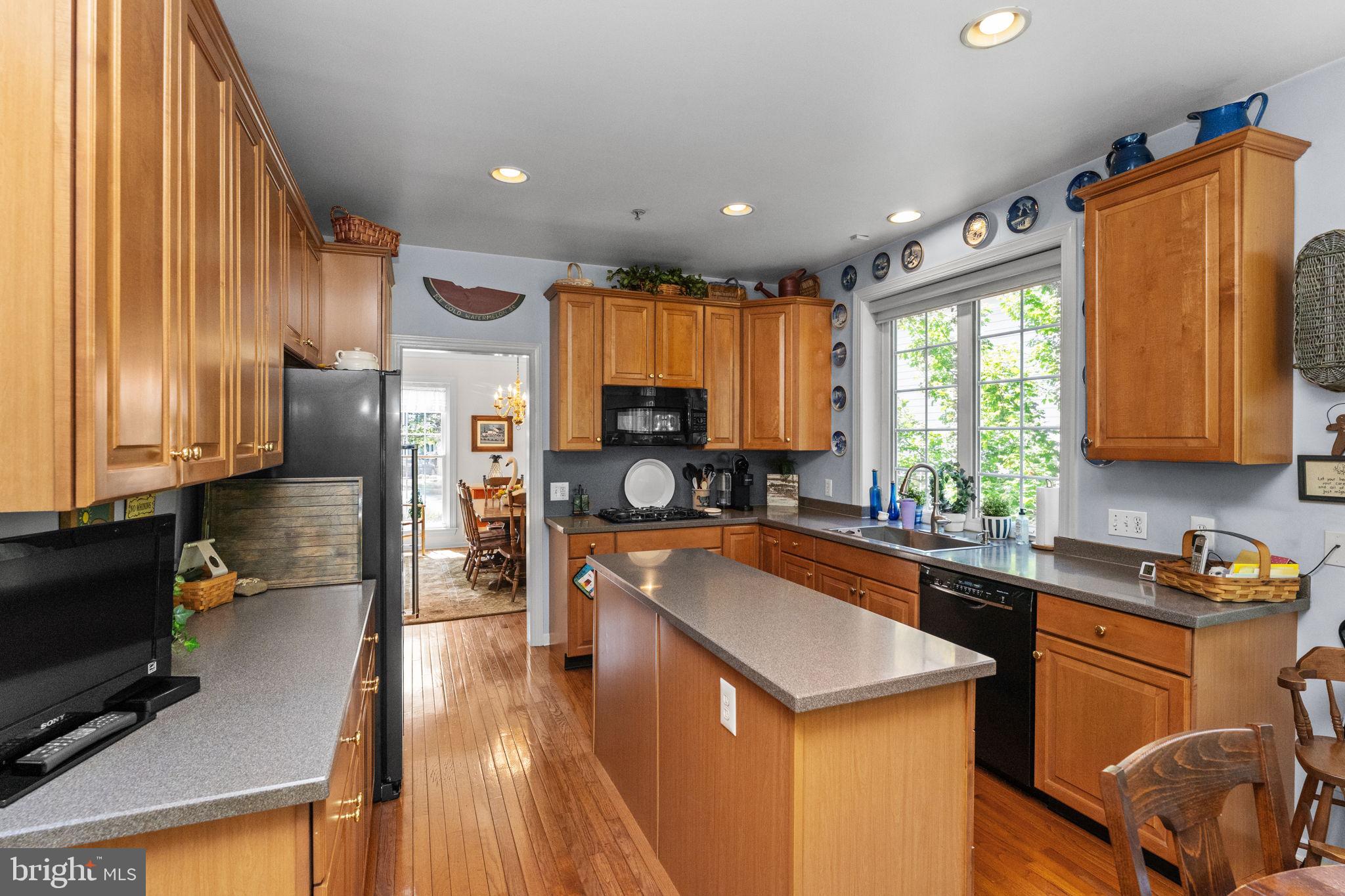 121 Camelot Lane Newtown Square, PA 19073 - Photo 8 of 30