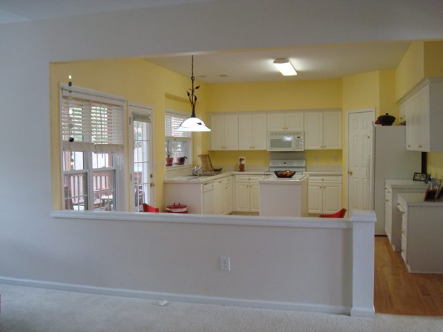 106 Collier Lane Greer, SC 29650 - Photo 7 of 15 Gallery Image 7