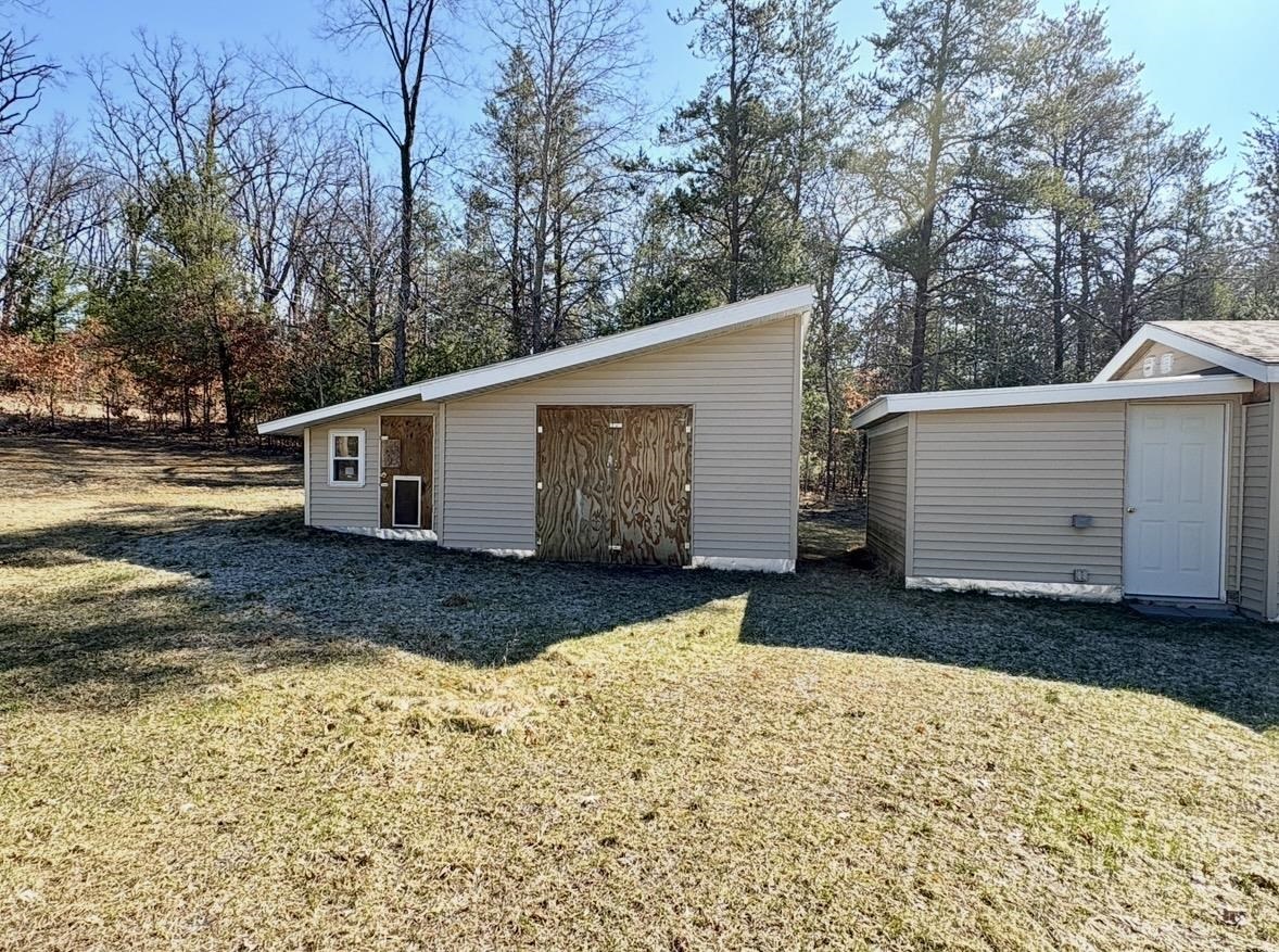 104 West Harley Beagle Road Harrison, MI 48625 - Photo 41 of 62