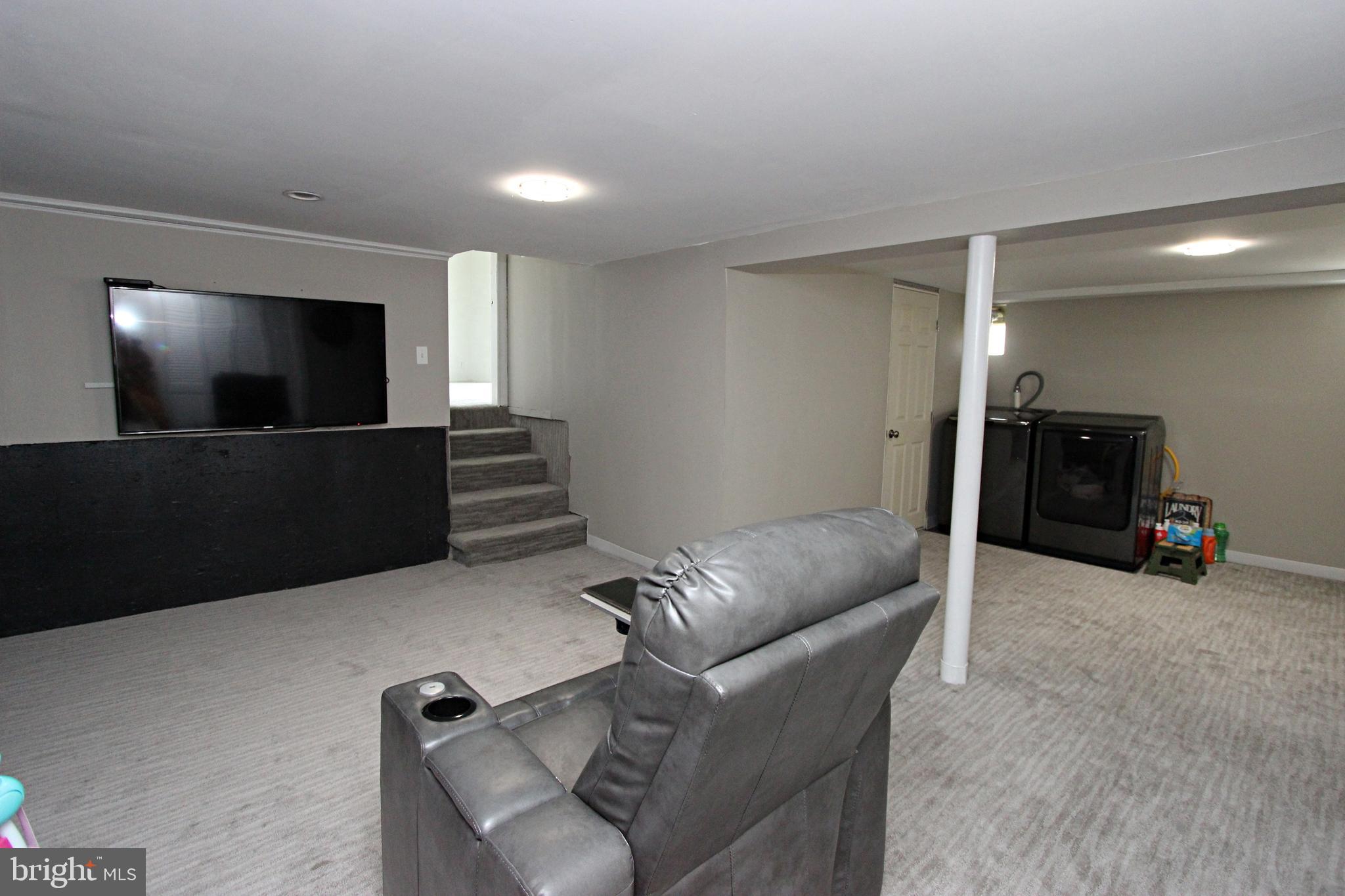 9958 Dungan Road Philadelphia, PA 19115 - Photo 10 of 23 Gallery Image 10