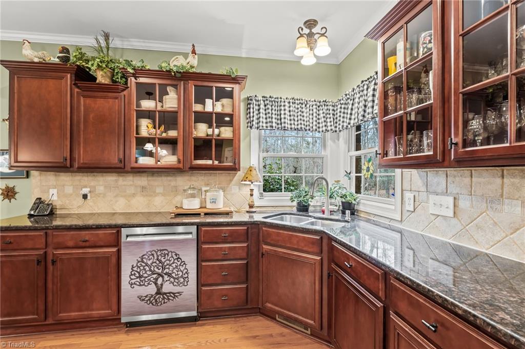 655 Starboard Reach Lexington, NC 27292 - Photo 11 of 50