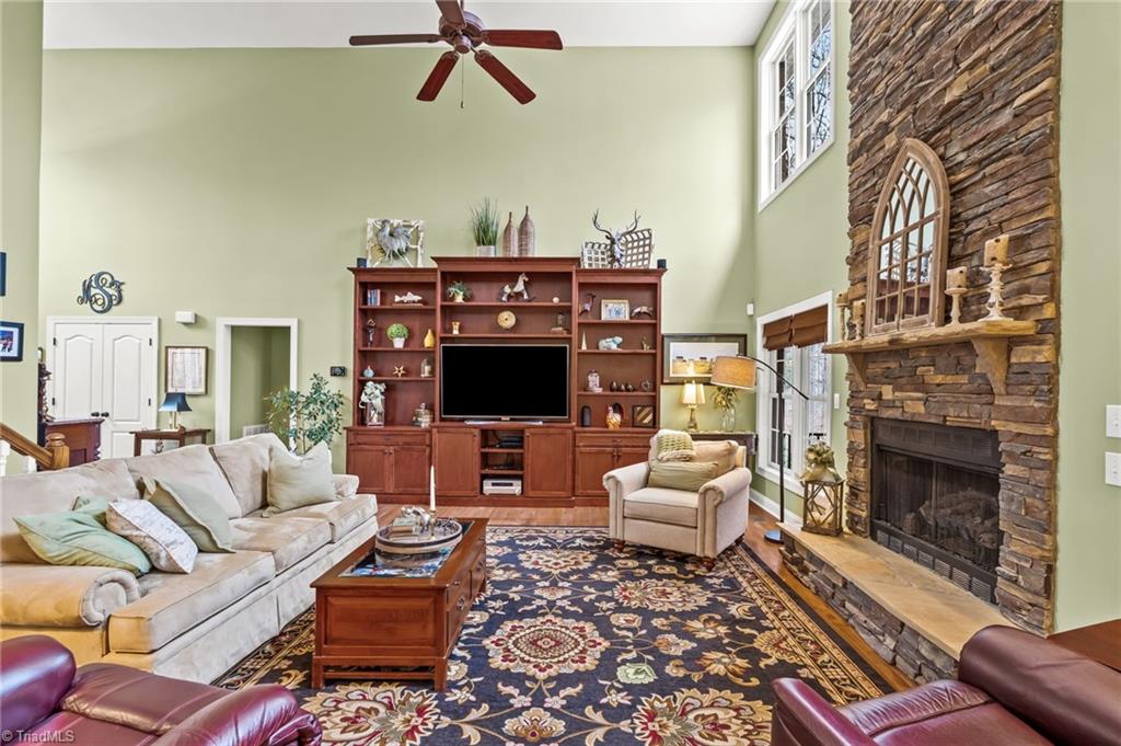 655 Starboard Reach Lexington, NC 27292 - Photo 6 of 50