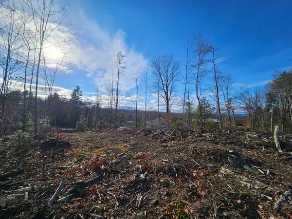 $84,000 | 33 Cape Cod Hill Road, New Sharon, ME 04955