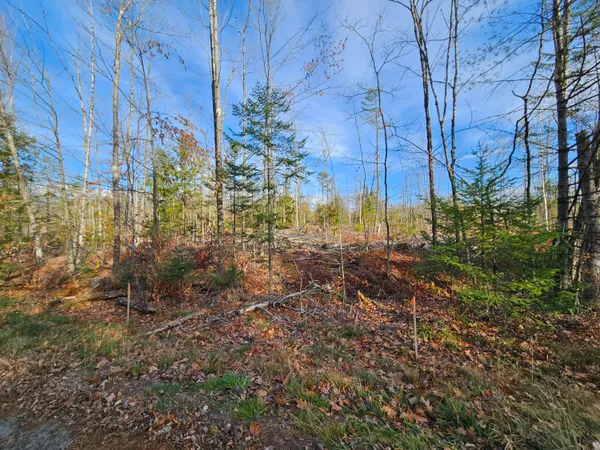 $84,000 | 33 Cape Cod Hill Road, New Sharon, ME 04955