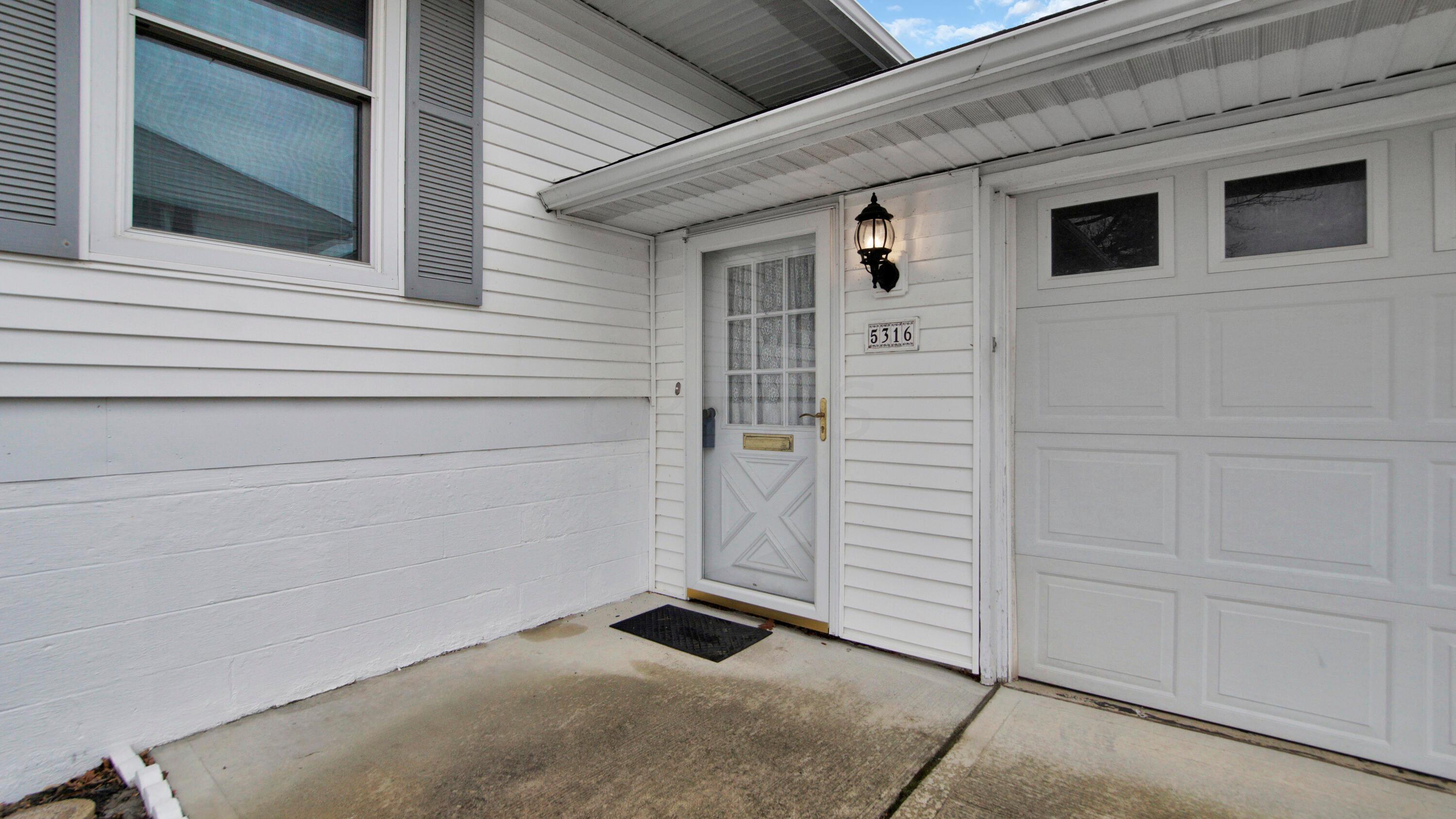 5316 Edgeview Road Columbus, OH 43207 - Photo 9 of 32 _DSC5615