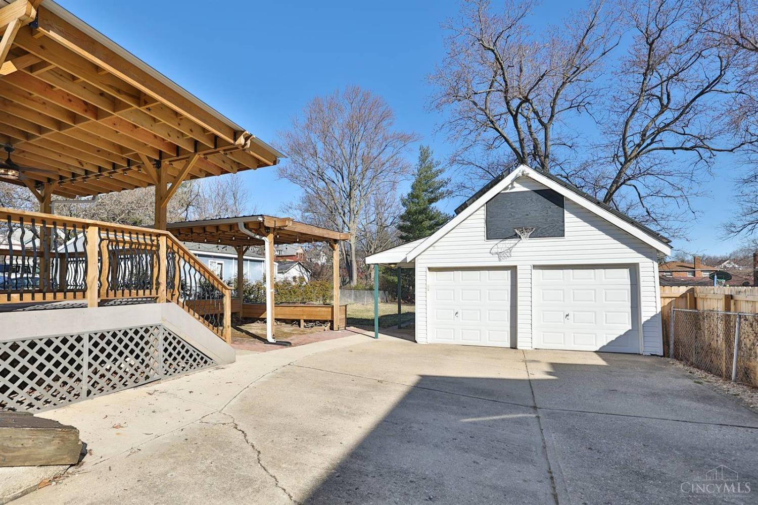 4044 Harding Avenue Cheviot, OH 45211 - Photo 40 of 49