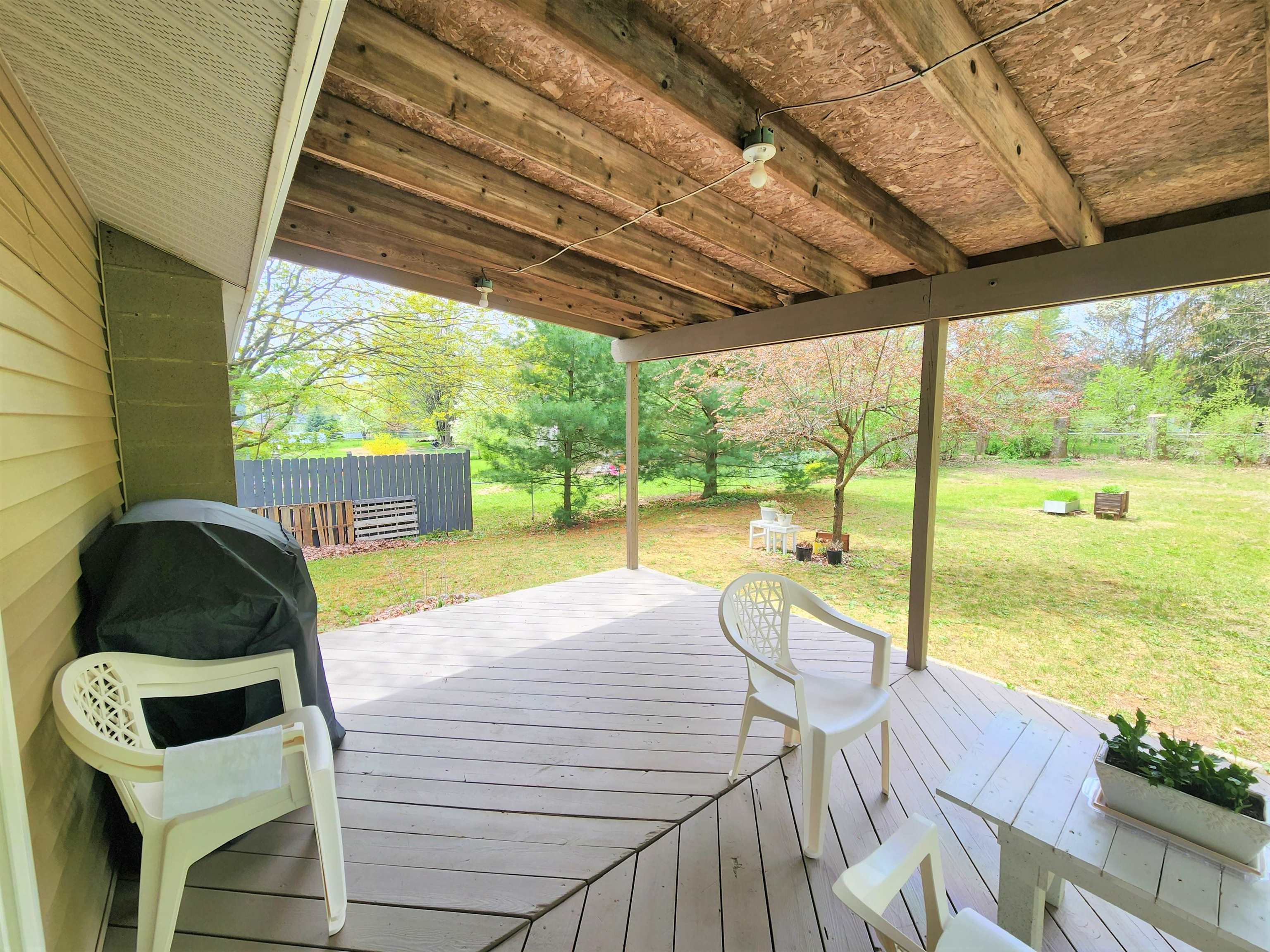 2081 Haaland Road Traverse City, MI 49686 - Photo 53 of 68 1911995-52.JPG