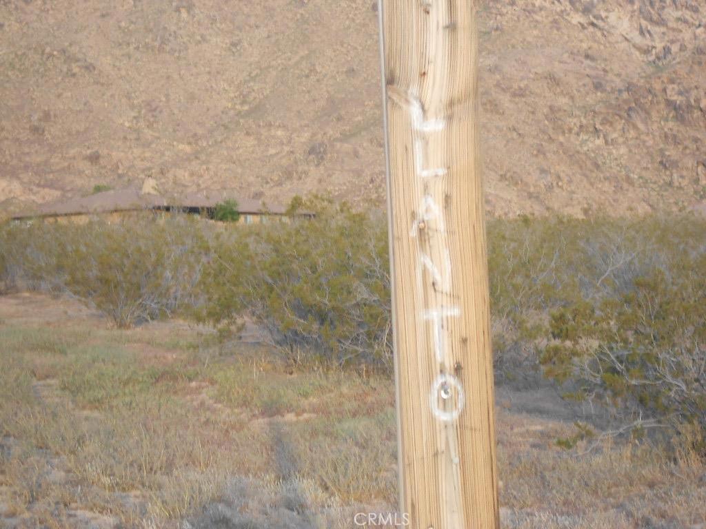 0 Ocotilla Road Apple Valley, CA 92308 - Photo 13 of 14 a bathroom with a shower