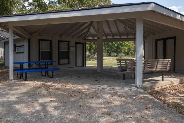 a view of outdoor space