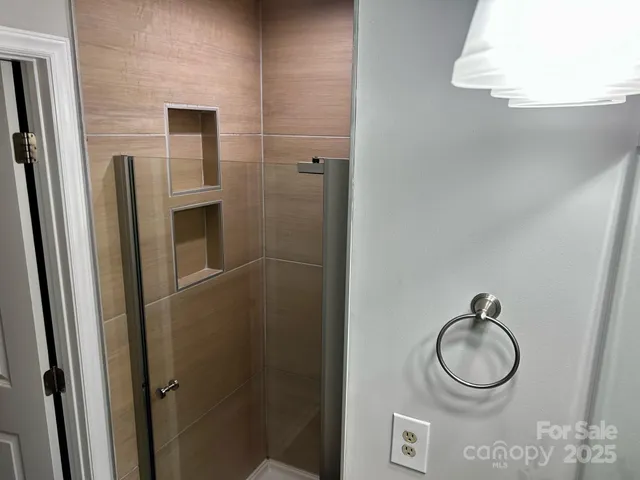 $279,990 | 1225 Eagles Landing Drive, Charlotte, NC 28214