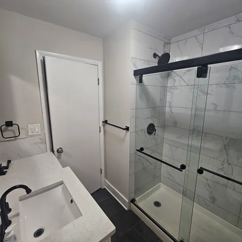 $2,500 | 1215 Balmoral Avenue, Unit 1, Westchester, IL 60154