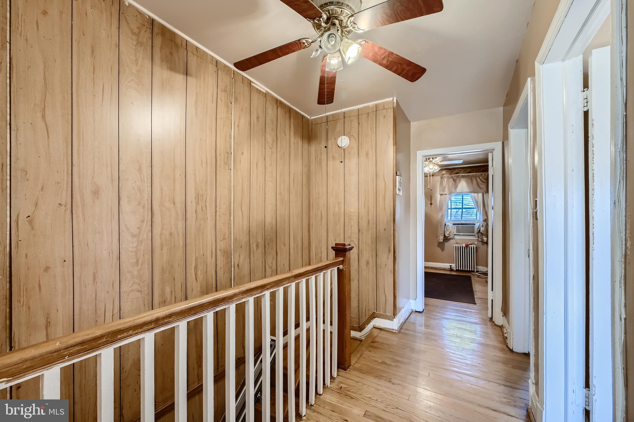 913 Kevin Road Baltimore, MD 21229 - Photo 21 of 27 Bright and airy