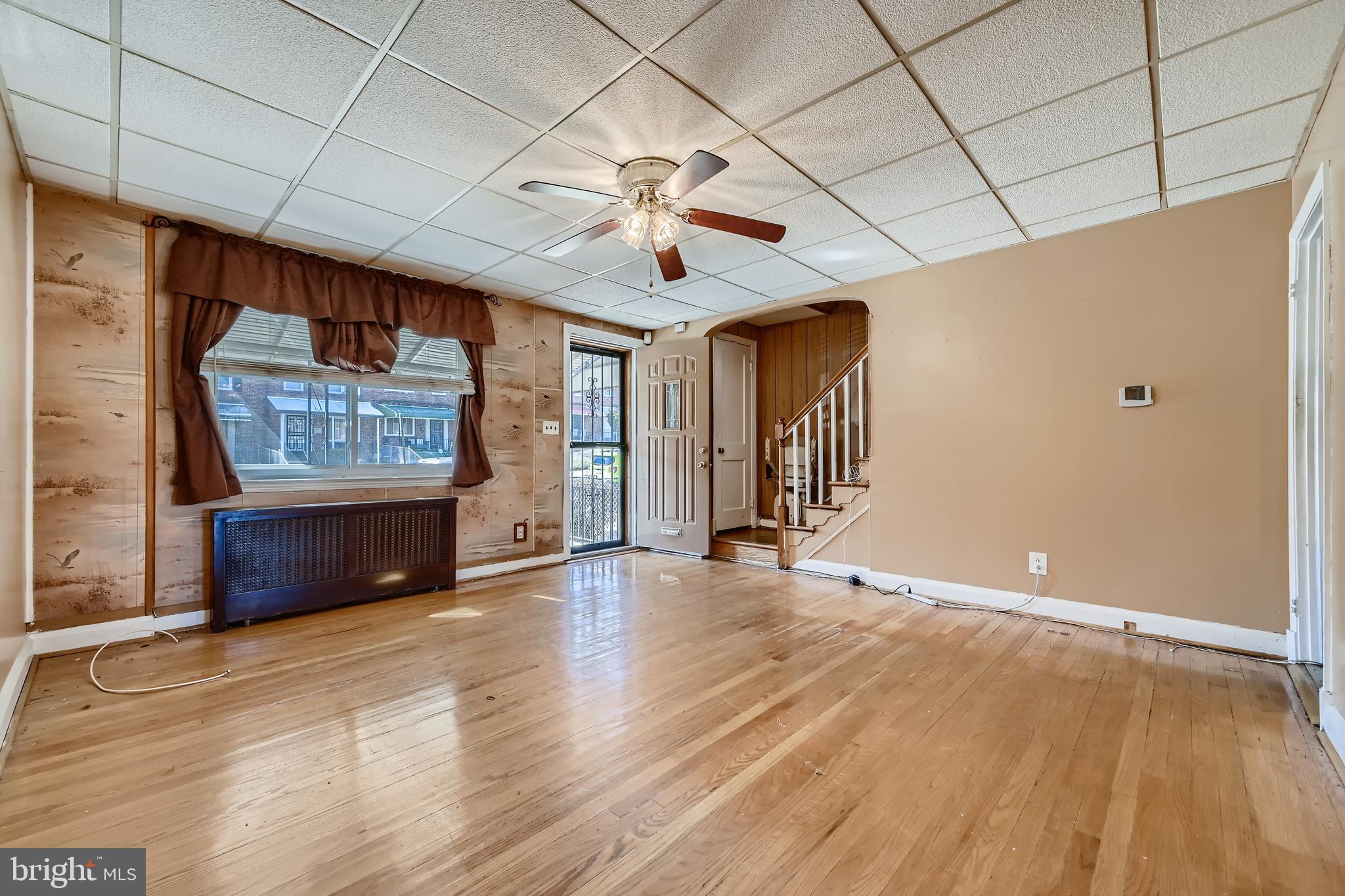 913 Kevin Road Baltimore, MD 21229 - Photo 6 of 27 Original Tongue and Groove Flooring Throughout!