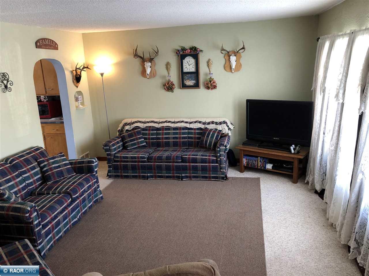317 2nd Street Southwest Chisholm, MN 55719 - Photo 4 of 11 Gallery Image 4