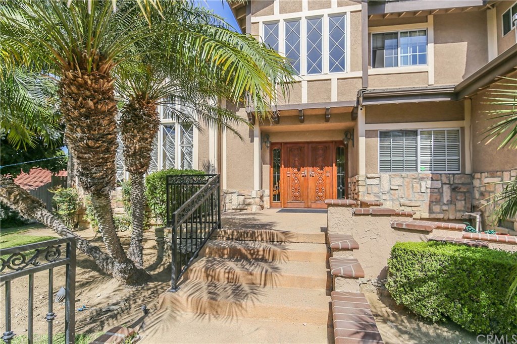 8621 Hillcrest Road Buena Park, CA 90621 - Photo 3 of 54