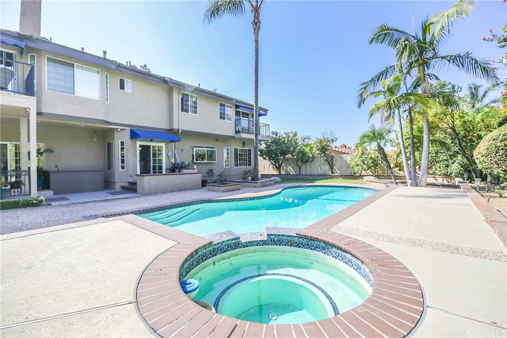 8621 Hillcrest Road Buena Park, CA 90621 - Photo 7 of 54 Ground level Jacuzzi & Swimming pool