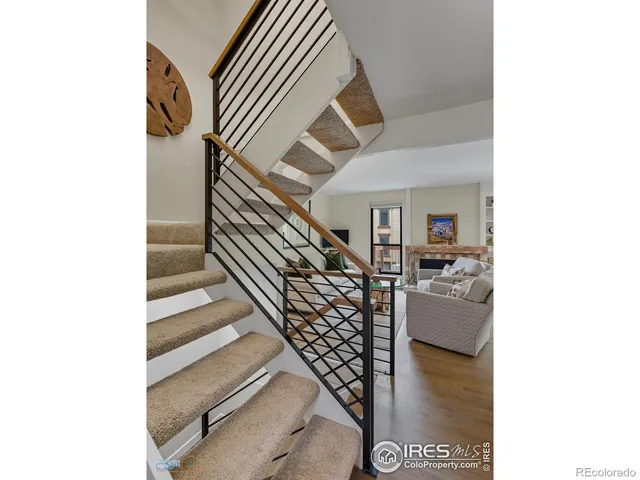 a view of entryway and hall