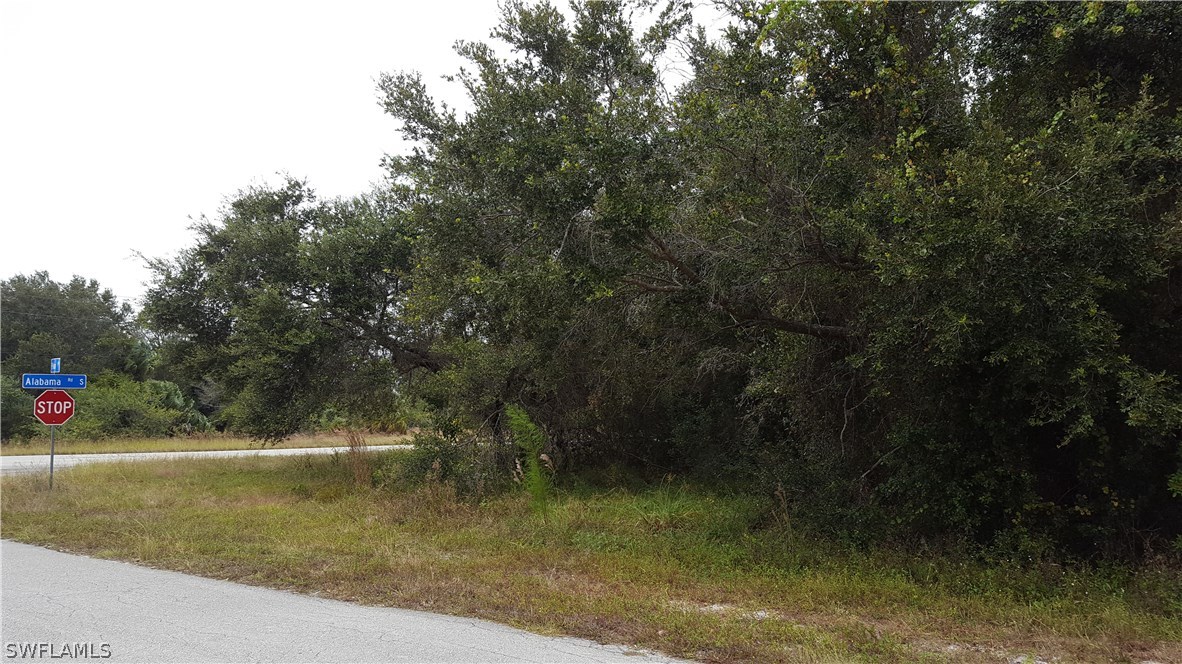 1058 Alabama Road South Lehigh Acres, FL 33974 - Photo 4 of 6 Gallery Image 4