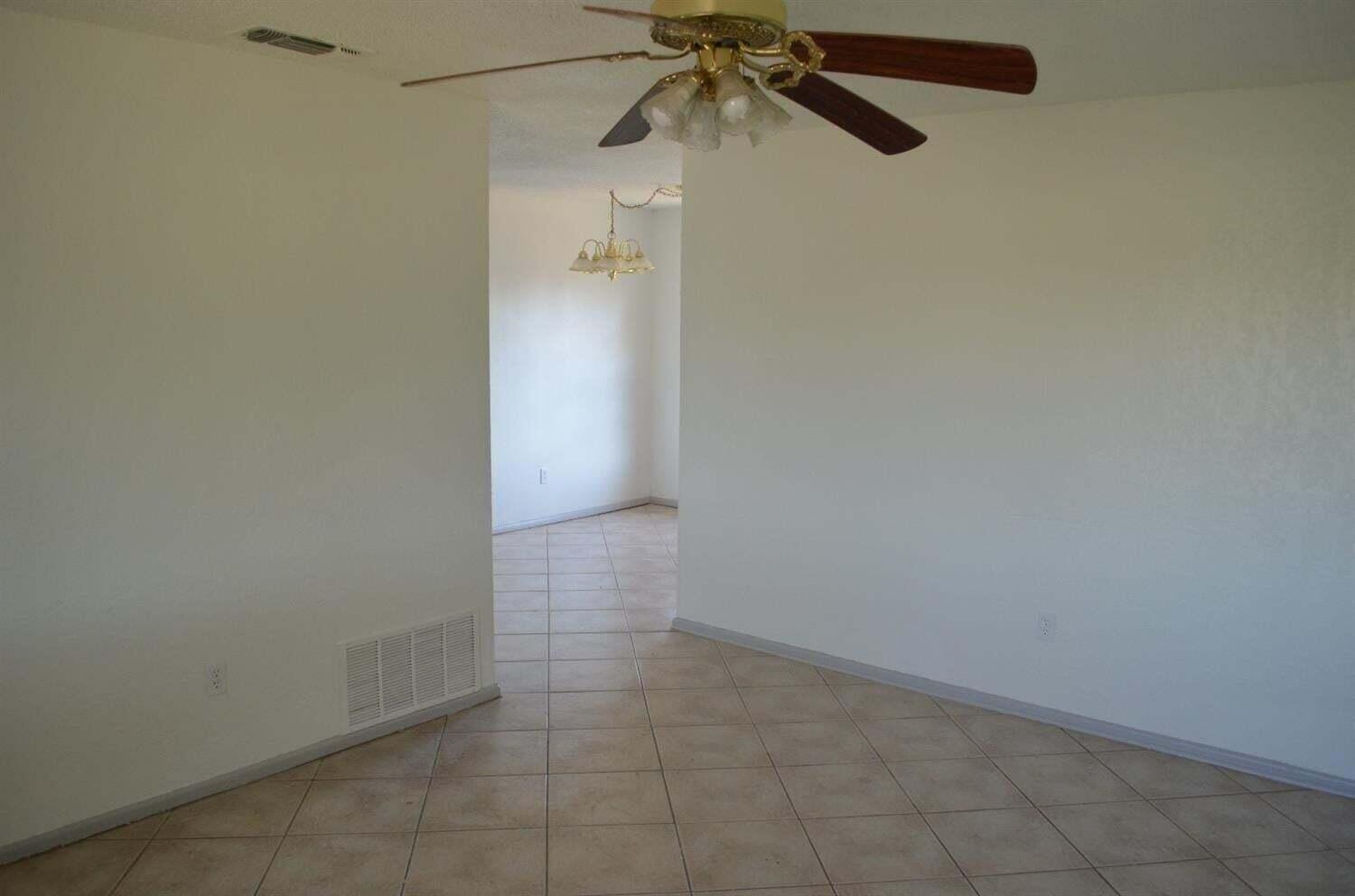 2018 East 28th Street Lubbock, TX 79404 - Photo 6 of 6 20241220080118618443000000-o