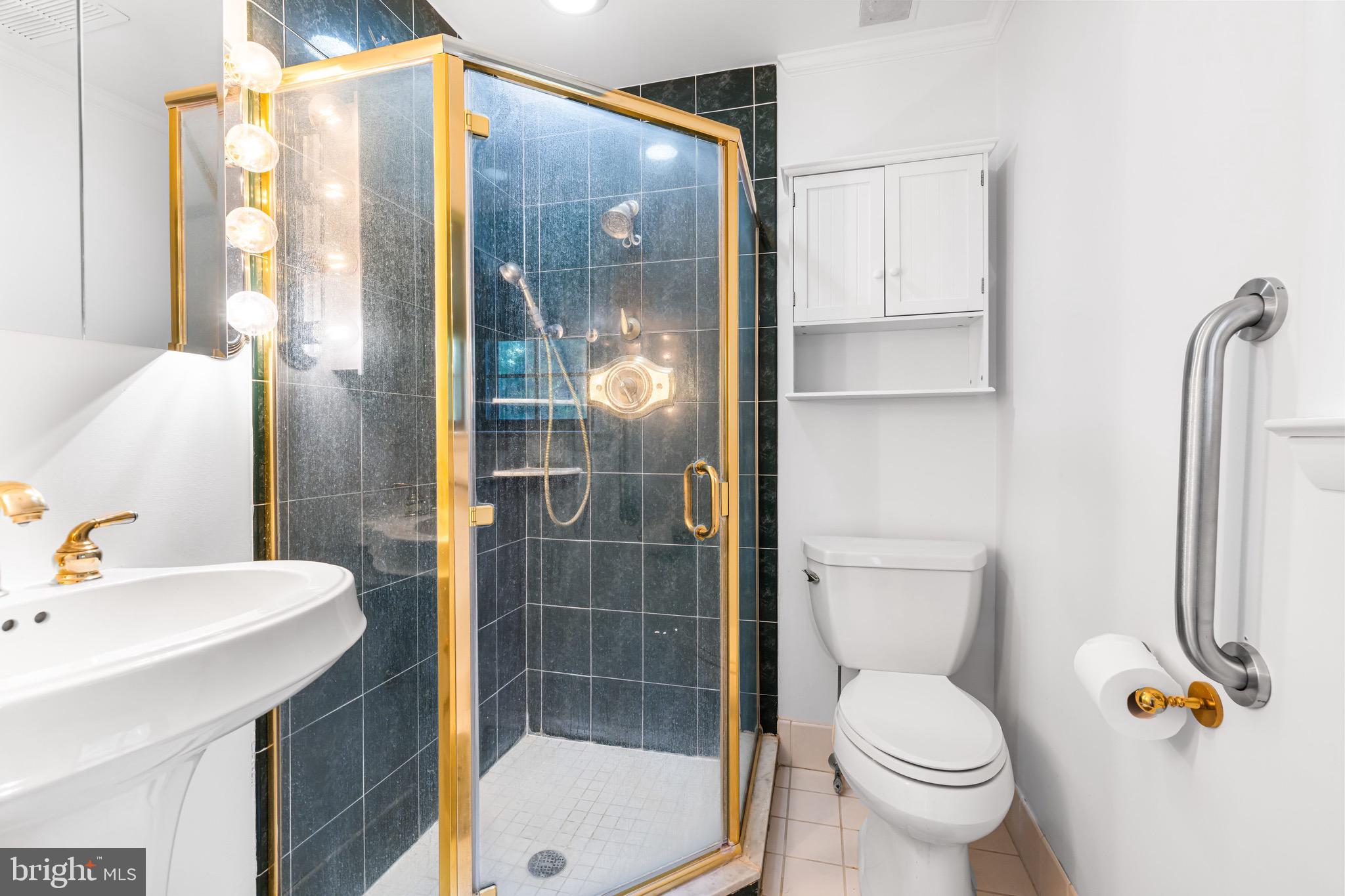 1790 Twining Road Willow Grove, PA 19090 - Photo 12 of 46 Primary Bathroom