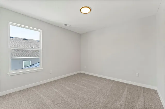 $415,950 | 338 Meadowlark Drive, Raymore, MO 64083