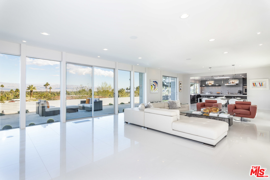 40865 Thunderbird Road Rancho Mirage, CA 92270 - Photo 4 of 47