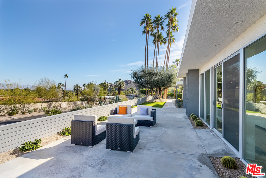 40865 Thunderbird Road Rancho Mirage, CA 92270 - Photo 32 of 47
