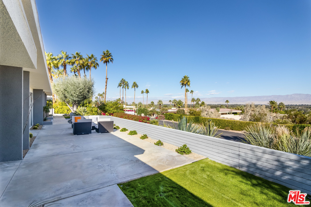 40865 Thunderbird Road Rancho Mirage, CA 92270 - Photo 33 of 47