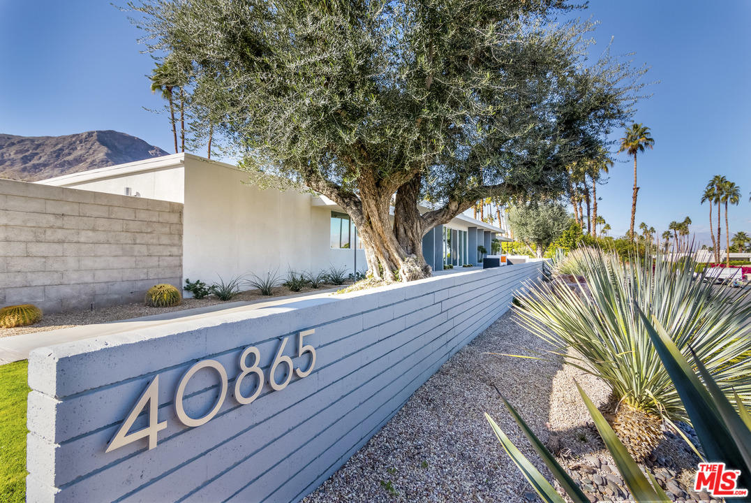 40865 Thunderbird Road Rancho Mirage, CA 92270 - Photo 34 of 47