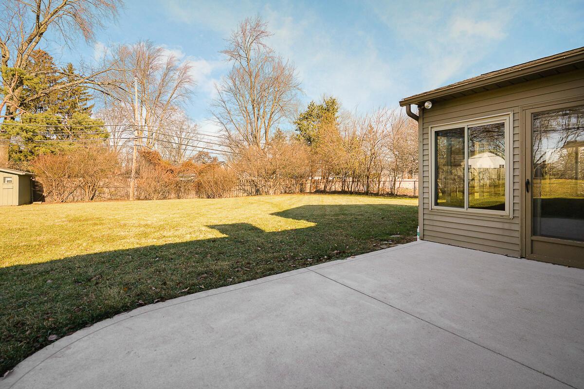 1518 Fishinger Road Columbus, OH 43221 - Photo 31 of 41 back yard from patio