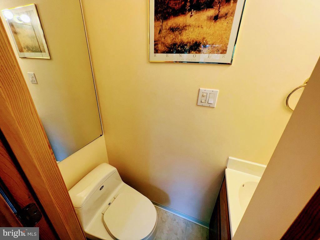 5881 9th Road North Arlington, VA 22205 - Photo 15 of 50