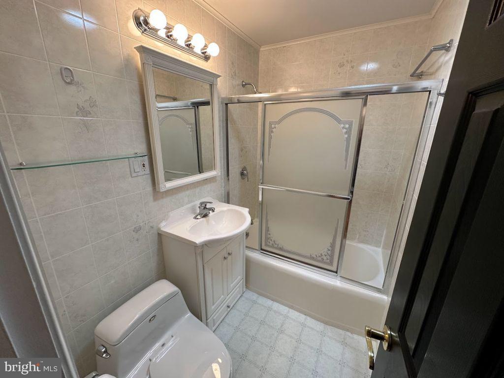 5881 9th Road North Arlington, VA 22205 - Photo 19 of 50