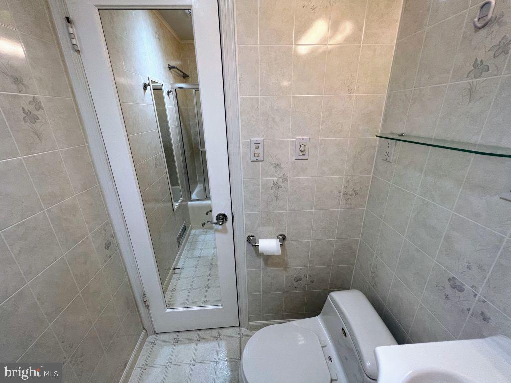 5881 9th Road North Arlington, VA 22205 - Photo 20 of 50