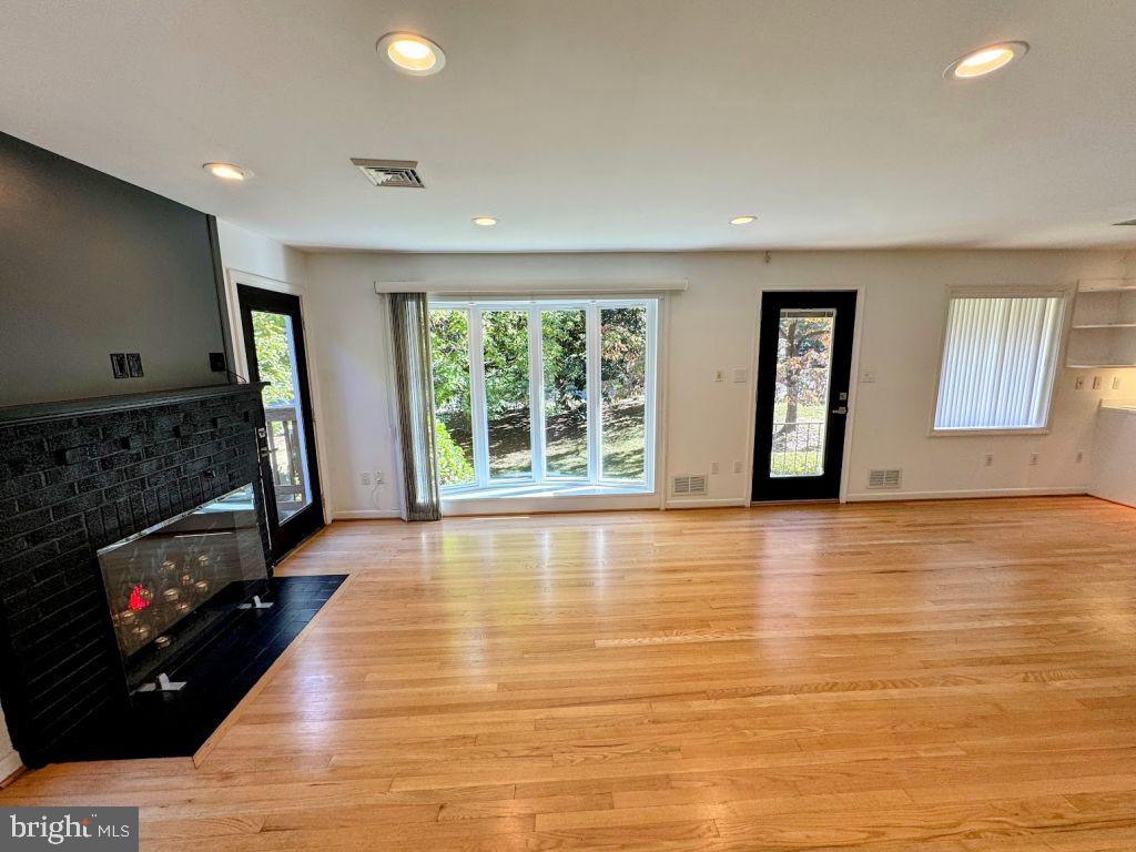 5881 9th Road North Arlington, VA 22205 - Photo 7 of 50