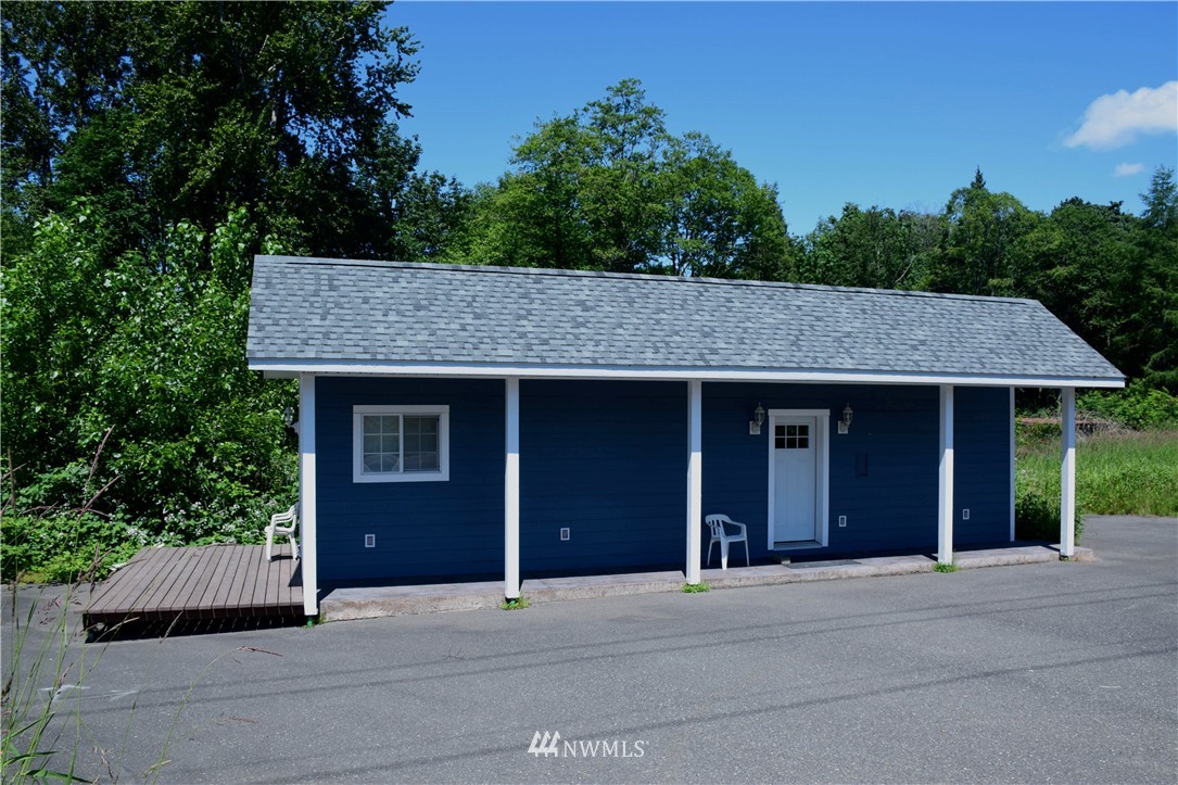 3922 Grandview Road Ferndale, WA 98248 - Photo 2 of 24