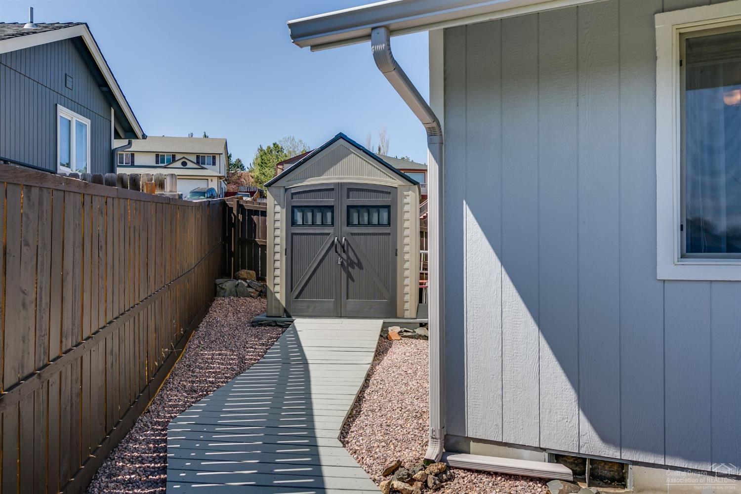 2344 Southwest 33rd Street Redmond, OR 97756 - Photo 23 of 25 Additional Photo