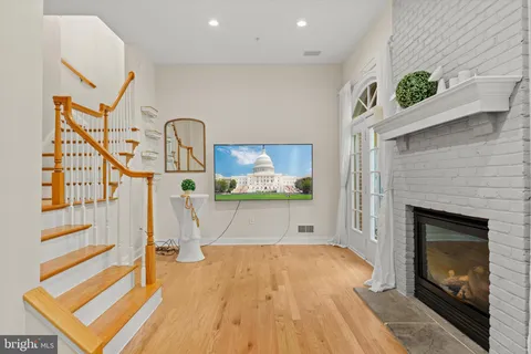 $1,275,000 | 8609 Terrace Garden Way, Bethesda, MD 20814