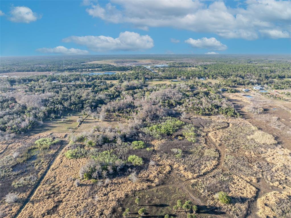 2740 Withlacoochee Point Geneva, FL 32732 - Photo 19 of 41